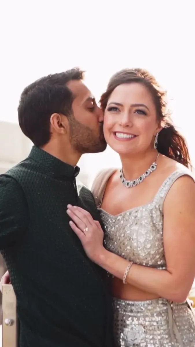 Abbey and Aakash, photo 2, by Akbar Sayed Photography