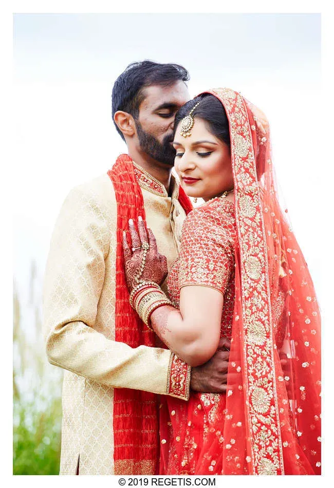 Aditi and Abi, photo 7, by Regeti's Photography