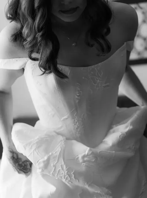 Constanza, photographed by Mari Harsan Studios