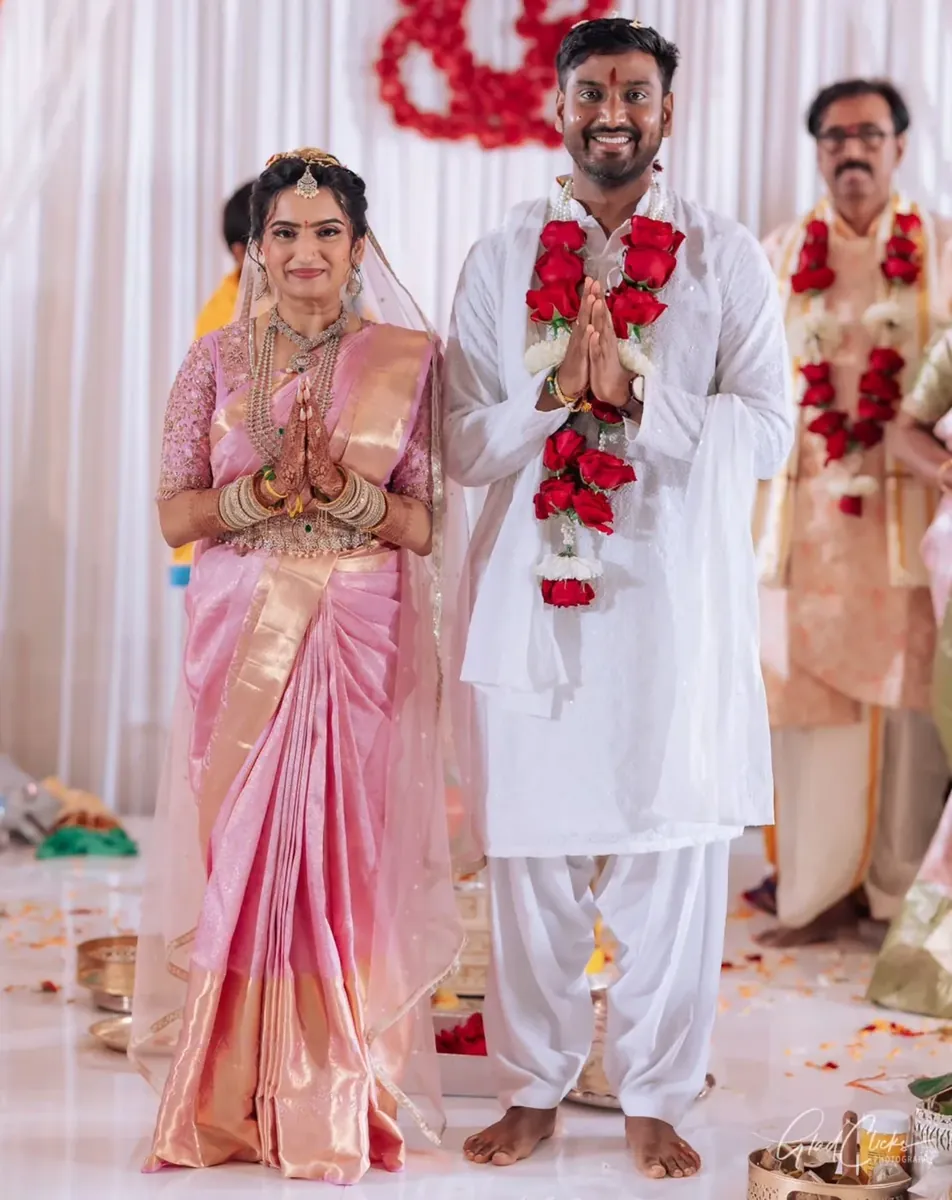 A dancer bride in a pink silk saree, photo 13, by Glad Clicks Photography