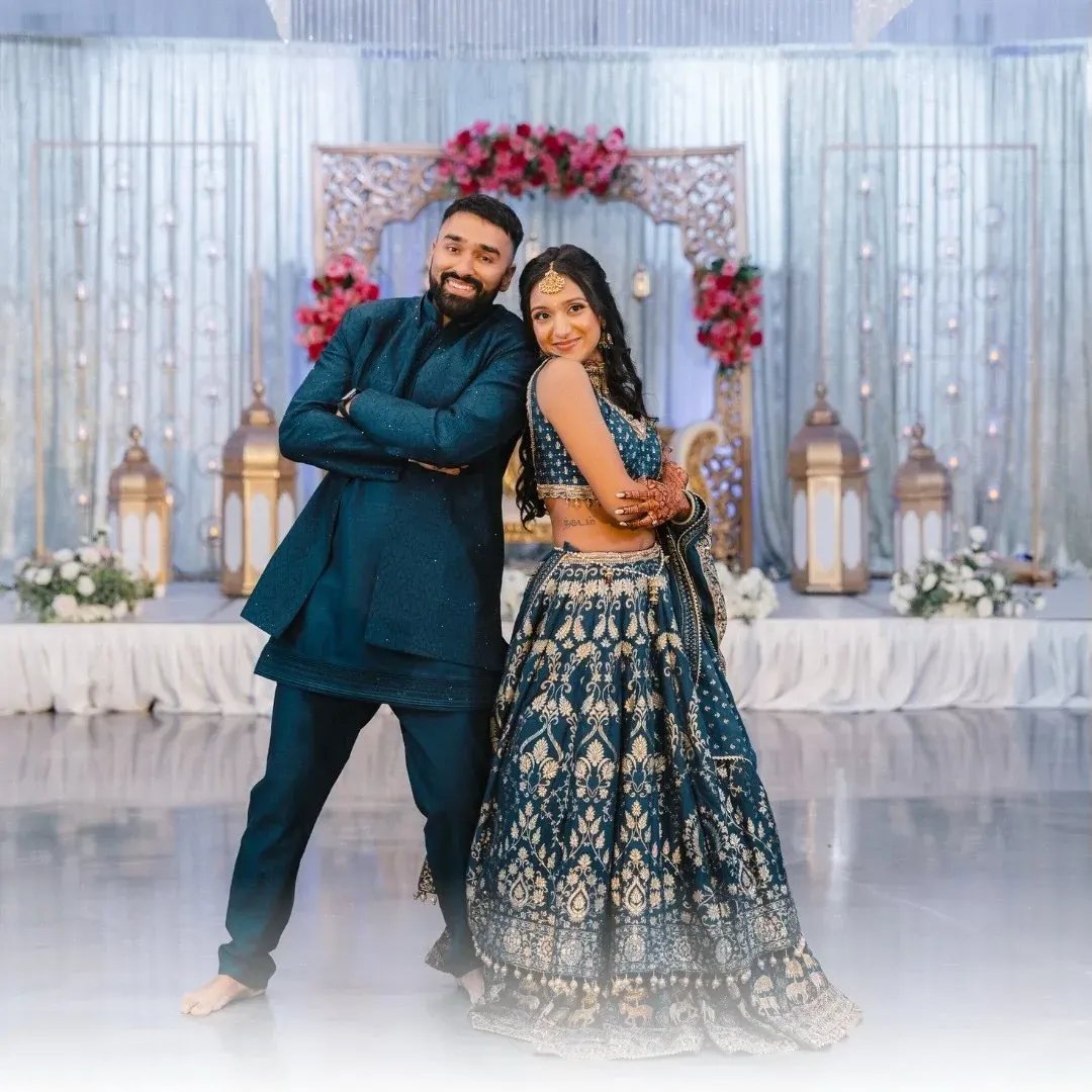 Janani and Satya, photo 3, by Paperboys