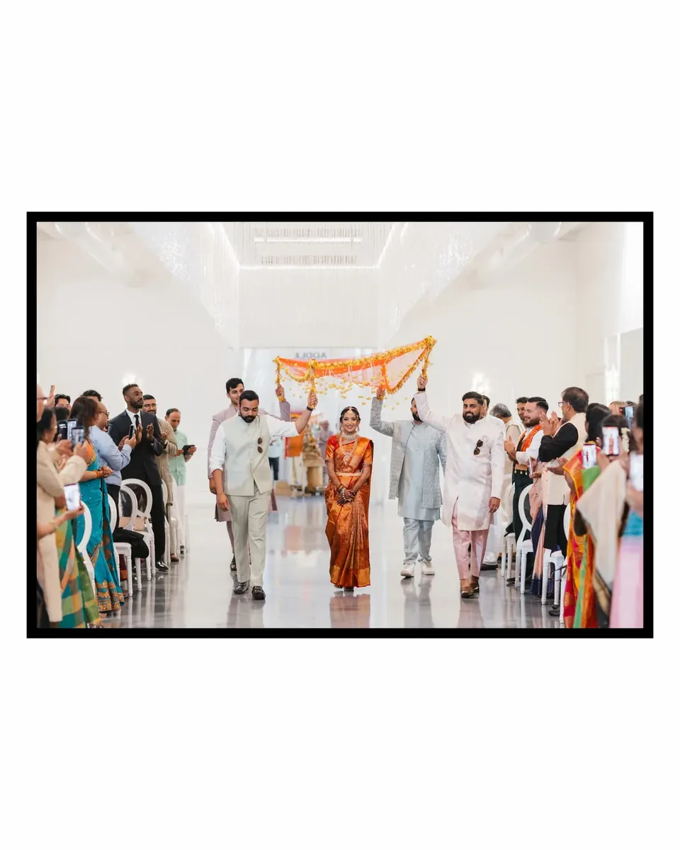 Janani and Satya, photo 9, by Paperboys