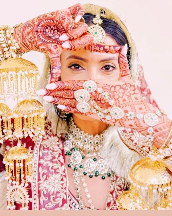 A spring 2025 bride, photographed by Catch Motion Studios