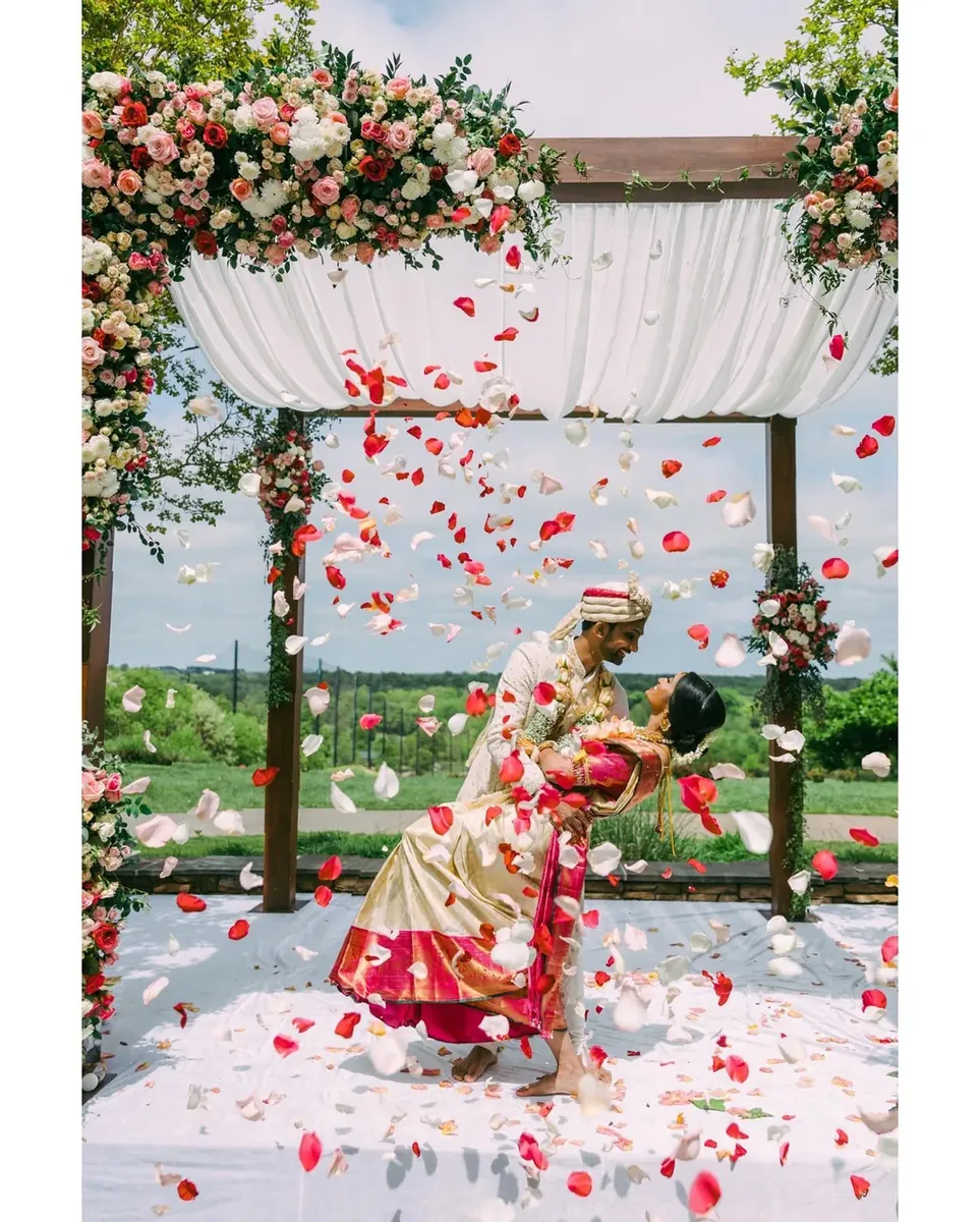 Lakshmi and Savan, photo 2, by Nat Wongsaroj