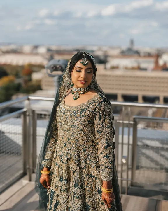 Lamah and Tanvir, photographed by Paperboys