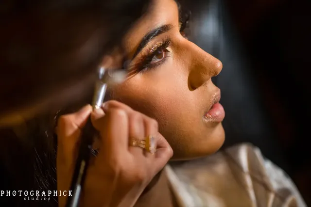 Nazia and Siraj, photographed by Photographick Studios