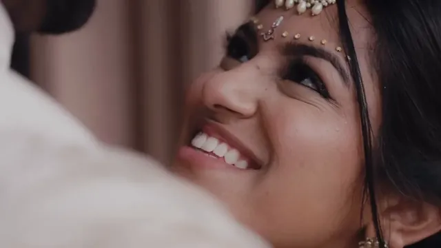 Pooja and Ronak, photographed by Paperboys