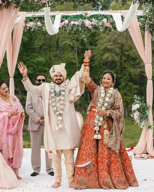 Pranshu and Mehak, photographed by Paperboys