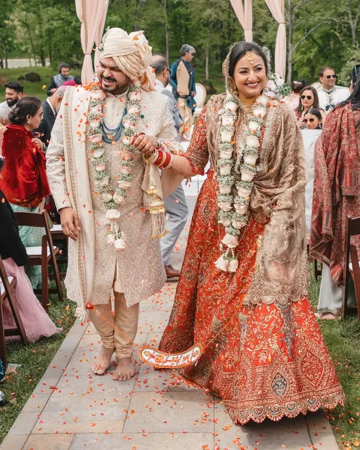 Pranshu and Mehak, photographed by Paperboys