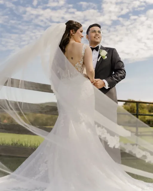 Sarah and Dave, photographed by WeddingCaptions