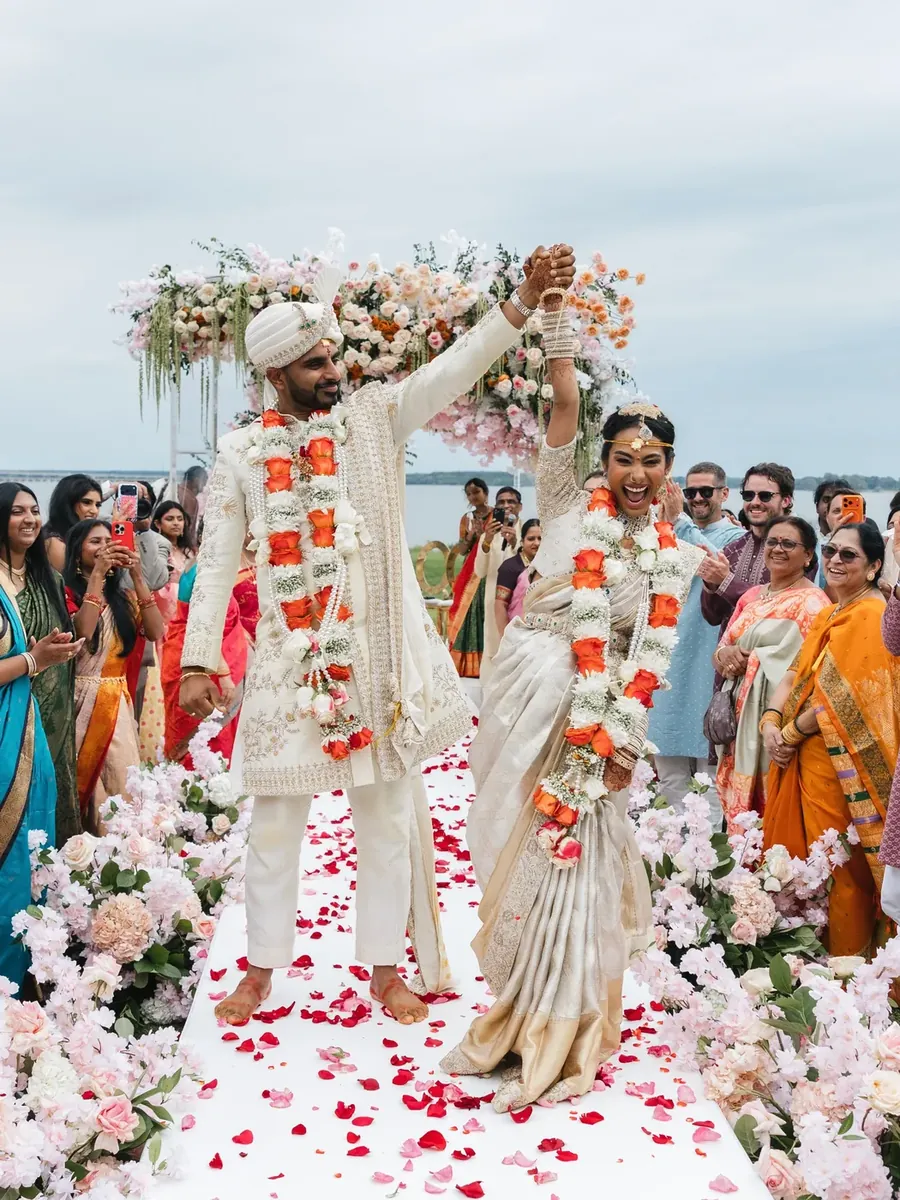 Shalini and Nrusheel, photo 9, by Paperboys