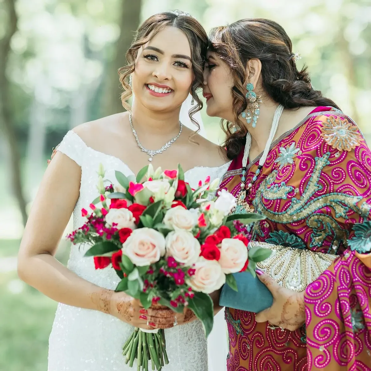 A bride at White's Ferry Manor, photo 9, by Arazo Studios