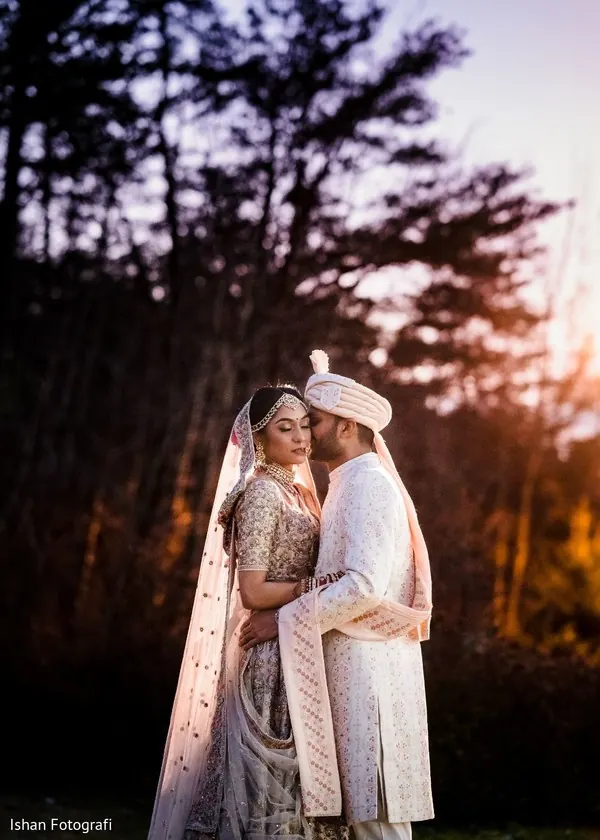 A photo from Chaitali and Akash's wedding, by Ishan Fotografi